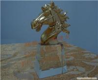 廣州夢煥工藝美術品 定制水晶獎杯，點亮榮譽時刻