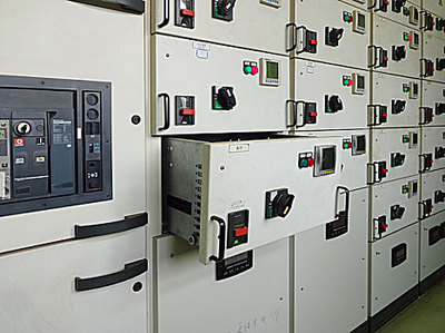 配電開關(guān)控制設(shè)備研發(fā) 創(chuàng)新驅(qū)動(dòng)，為智能配電房設(shè)計(jì)注入核心動(dòng)能